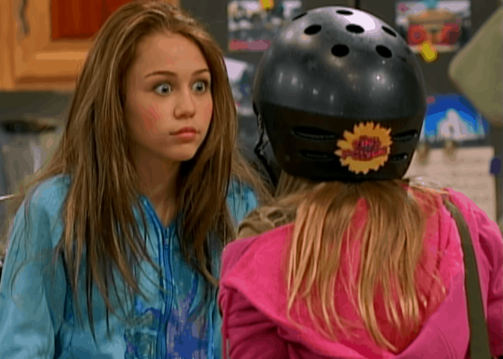 Disney's Hannah Montana in talks for a possible reboot 1