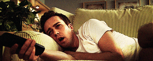 10 gifs that perfectly describe the life of a binge-watcher 3