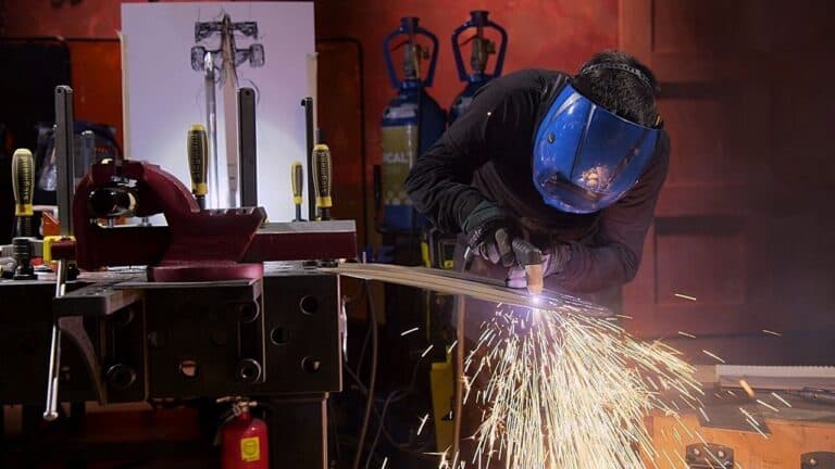 Metal Shop Masters on Netflix: Welding competition hosted by Jo Koy
