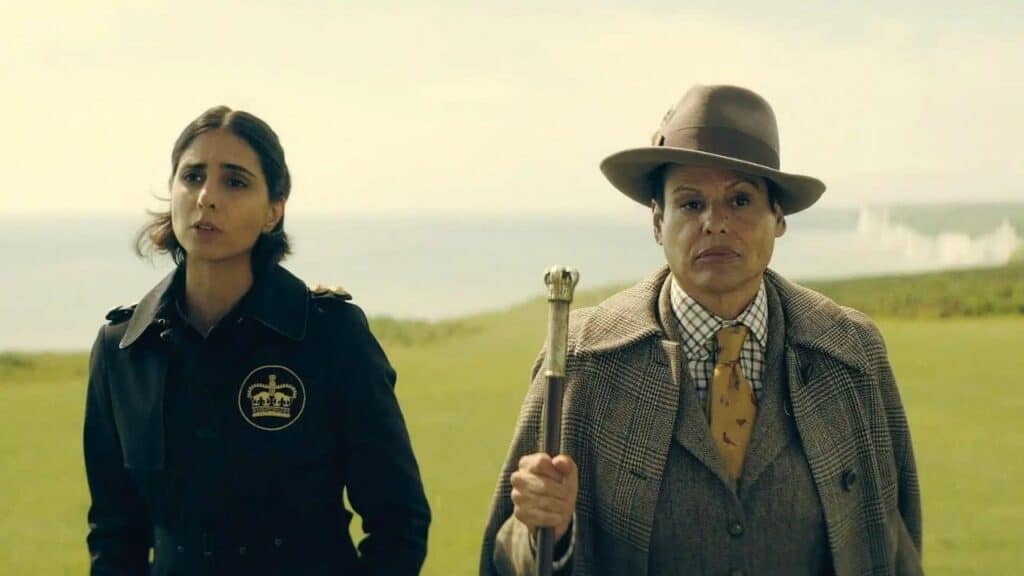 Inspector Ainsley Lowbeer and Beatrice in Season 1 of The Peripheral