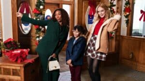 Best. Christmas. Ever! review: Just your average Netflix Christmas movie 1